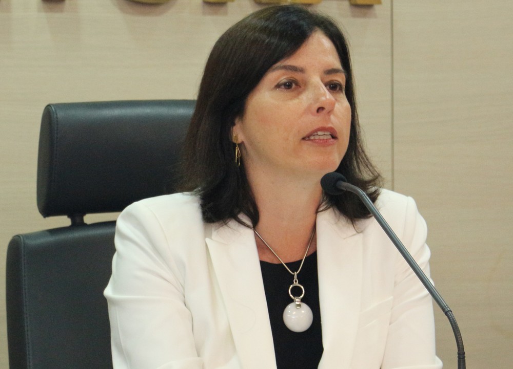 Curatela não pode ver o idoso como incapaz